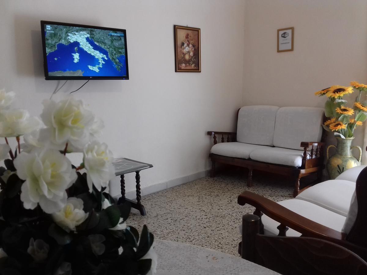 Апартаменти Casa Luigi Sergio - Affitto Breve Санто-Стефано-ді-Камастра Екстер'єр фото